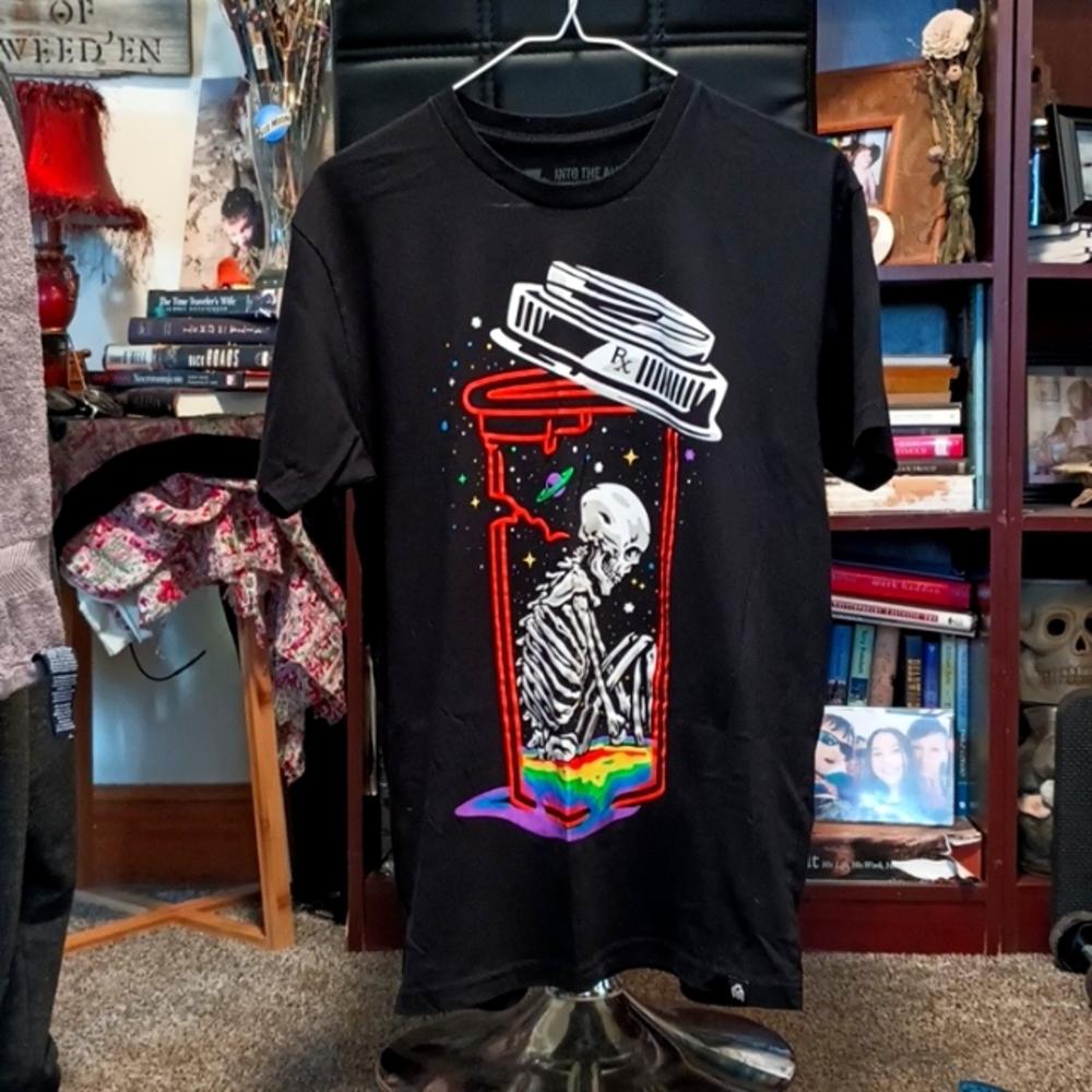 INTO THE AM RX Mens Medium T-shirt